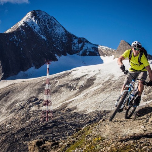Mountainbiken naar beneden