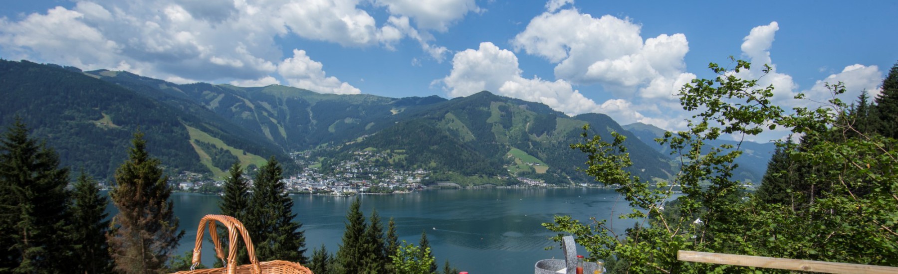 uitzicht over het meer van zell am see